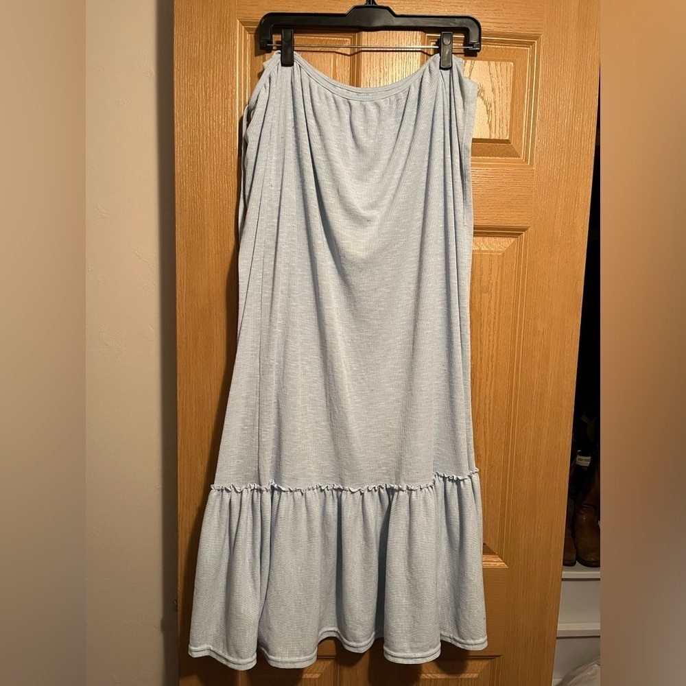 Free People Beach Convertable Halter Maxi Dress
Ribbed Tiered Wrap Skirt - Picture 9 of 11